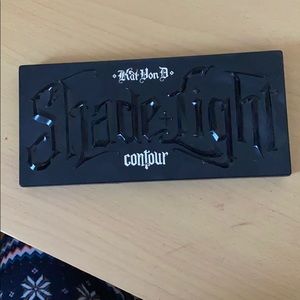 Kat Von D Shade & light contour